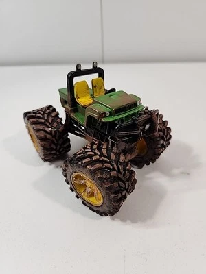 Ertl John Deere 4x4 Muddy Gator Dump Bed Diecast Metal Toy Vehicle - Image 1 of 4