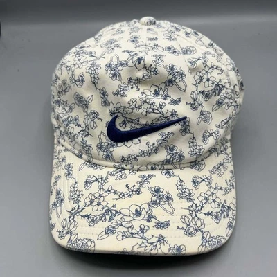 Nike Classic99 Dri-Fit Sombrero Hombres Blanco Floral Bordado Swoosh Correa Gorra Trasera Foto 1 de 4
