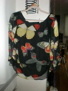 Blusa pequeña de seda manga larga NEGRO CON MARIPOSAS Los Angeles NEGRO CON MARIPOSAS - Imagen 1 de 6