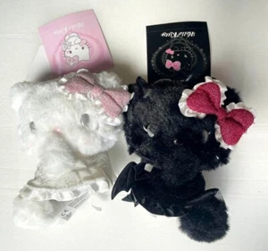 Sanrio Hello Kitty Engel & Teufel Plüschpuppe Maskottchen Schlüsselanhänger 2er Set 2024 Japan - Bild 1 von 24