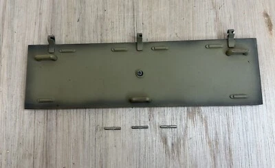 21ST CENTURY TOYS M5 STUART 1/6 RC TANK BATTERY HATCH COVER REPLACEMENT PART - Image 1 of 4