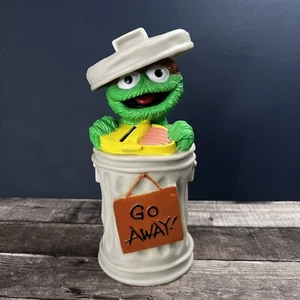 Vintage 1980’s Vinyl Sesame Street Oscar the Grouch Coin Bank Jim Henson Muppets - Picture 1 of 8