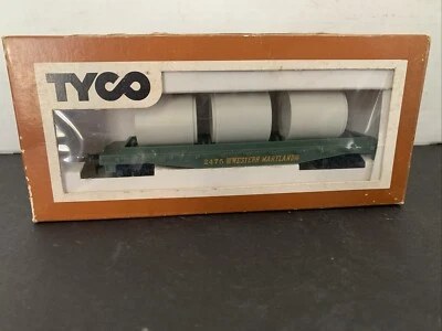Vintage Tyco Western Maryland Skid Flat Car 2475 W/Culvert Pipe Load HO #342B EX - Image 1 of 4