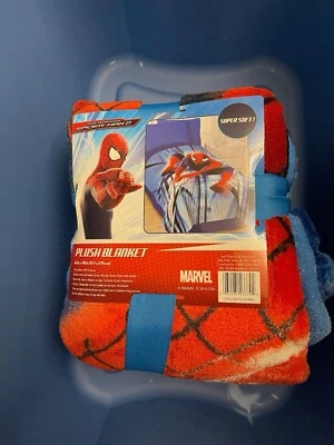 Marvel Spiderman Blanket Oversized Throw 62" x 90" - Image 1 of 3
