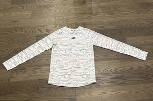 New Balance Boys Base Layer Size 14-16 White Camo Long Sleeve Compression Shirt - Picture 1 of 4