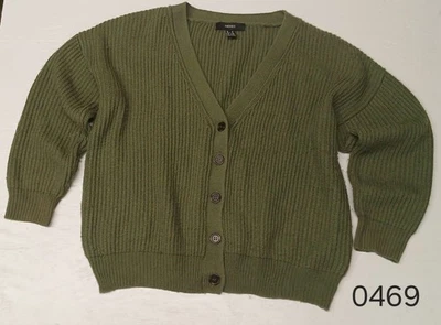 Foreve 21 Medium Green Button Long Sleeve Knitted Sweatshirt - Image 1 of 4
