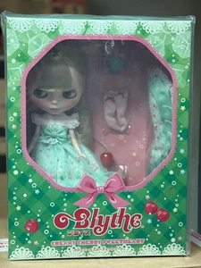 GOOD SMILE COMPANY BLYTHE CREAMY CHERRY SWEETHEART 300mm BAMBOLA TOPSHOP LIMITED - Foto 1 di 21