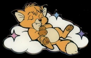 Prendedor Loungefly Todd durmiendo en la nube animales durmiendo zorro sabueso misterio Disney - Imagen 1 de 1