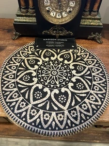 4 MADISON STUDIO PLACEMATS 15” ROUND BLACK & Jute 70% COTTON 30% Reversible NIP - Picture 1 of 8