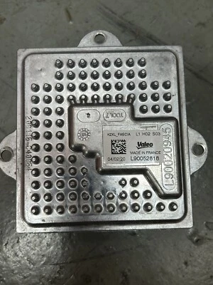 2015 - 2020 Cadillac Escalade LED Control Module Ballast (OEM). Used  - Image 1 of 3