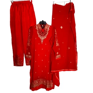 Salwar Kameez NEW 3 Pc.Embroidered Kurta Dress Pants Dupatta Scarf India Red - Picture 1 of 13