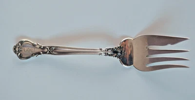 Tenedor para servir carne fría de res de plata esterlina Chantilly Gorham Foto 1 de 4