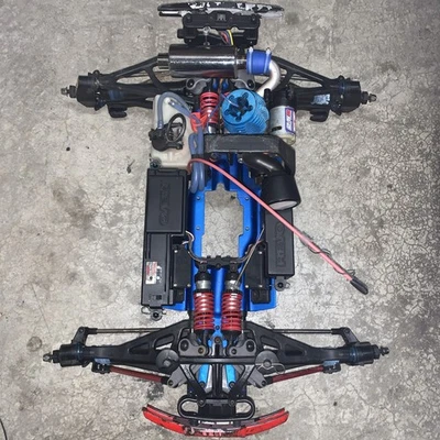 Traxxas Revo Rc Nitro Rebuild traxxas revo Foto 1 de 4