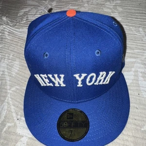 New Era Royal New York Yankees City Flagge 59FIFTY eng anliegende Mütze Größe 7 5/8 neu mit Etikett - Bild 1 von 10