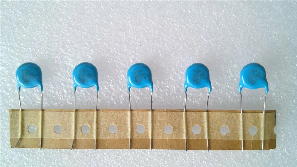 MURATA 50 x Keramikkondensator - 0,0033 µF - 250 V - 20% - Radial - RM 10 mm - NEU