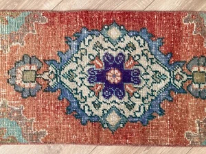 Turkish Rug, Vintage Rug,Doormat Rug, Boho Deco,Handmade Rug,Carpet 1,3 x 2,4 ft - Picture 1 of 9