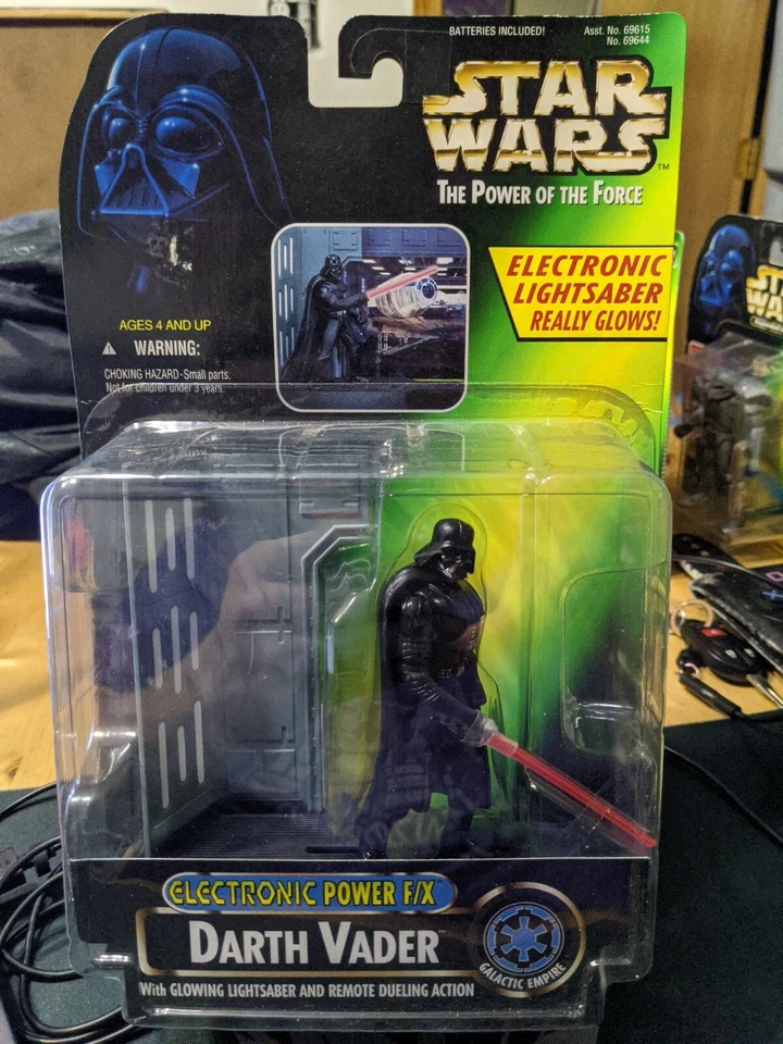 Kenner Star Wars Power of the Force Electronic Power F/X Darth Vader Action... - Image 1 of 1