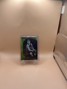 2022-23 Flux Franz Wagner AUTOGRAPH INFLUX green /5 Orlando Magic 