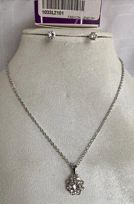 Collar Ramo Cristal Lia Sophia Transparente Circonita C Racimo Tono Plata Nuevo con Etiquetas y Bonificación Foto 1 de 4