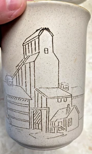 Vintage COLLECTION MANOIR Coree Hand-Crafted Grain Elevator Coffee Mug RARE - Bild 1 von 4