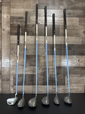 65Gr Women’s Vanquish Acuity 6 Piece Golf Club Set Light Blue 3 4i 5 6i 7 Putter - Image 1 of 4