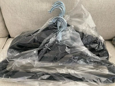 Utopia Home Premium Terciopelo Abrazador Perchas NUEVO Ahorro de Espacio Negro ¡NUEVO! LOTE DE 25 Foto 1 de 2