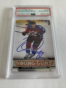Tarjeta de novato firmada por Nathan MacKINNON 2013 cubierta superior Young Guns #238 automática PSA/DNA - Imagen 1 de 4