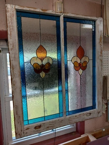 STAINED GLASS WINDOW LARGE WOOD FRAME WE SHIP!!!!!!!! Cover