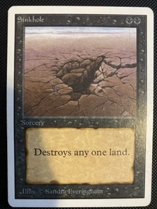 English - MTG Sinkhole - LP - Unlimited Edition - Picture 1 of 2