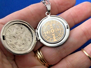 St BENEDICT LOCKET Protection NECKLACE STAINLESS STEEL 30” Mother of Pearl - Picture 1 of 4