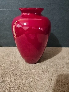 SIGNED DONALD CARLSON ART GLASS RUBY RED CRANBERRY VASE 8 5/8" EXCELLENT - Picture 1 of 7