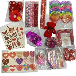 120 Piece Assorted Valentines Day Party Favors - Picture 1 of 8