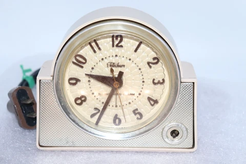 1950-1953 Telechron " The Illuminette " Electric Alarm Clock Model 7H197K Cover