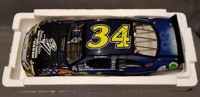 Autografiado 2011 David Gilliland #34 Honrando a Nuestros Héroes Ford 1/24 RCCA ELITE Foto 1 de 4