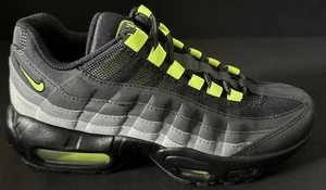 Nike Air Max 95 OG Volt Retro Yellow Sneaker Women Sz 7 Youth 5.5 New FV7016-001 - Picture 1 of 5