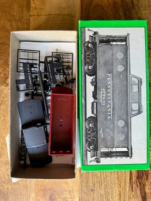 Bowser HO Scale Kit #54009 #5-Nc Caboose Pennsylvania - Image 1 of 4