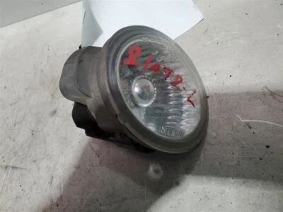 Nissan Murano SL 2005-2007, luz antiniebla/esquina del conductor, n.º de parte: 26155CB025 Foto 1 de 4