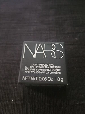NARS Light Reflecting Setting Powder Travel Sz .06 oz. Translucent Crystal BNIB - Image 1 of 3