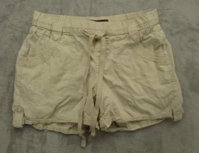 Женские шорты-чино Gloria Vanderbilt без застежек цвет слоновой кости на шнурке на талии хлопок - Изображение 1 из 4