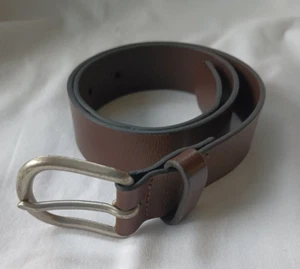 Old Navy 1.25" Wide Boys Brown Leather Belt w/ Nickel Tone Buckle Size S - Picture 1 of 9