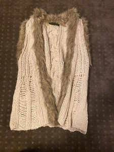 GOSSIP GIRL THE TV SERIES COLLECTION KAI AIYUB Wool And Faux Fur Vest 12 - Picture 1 of 16