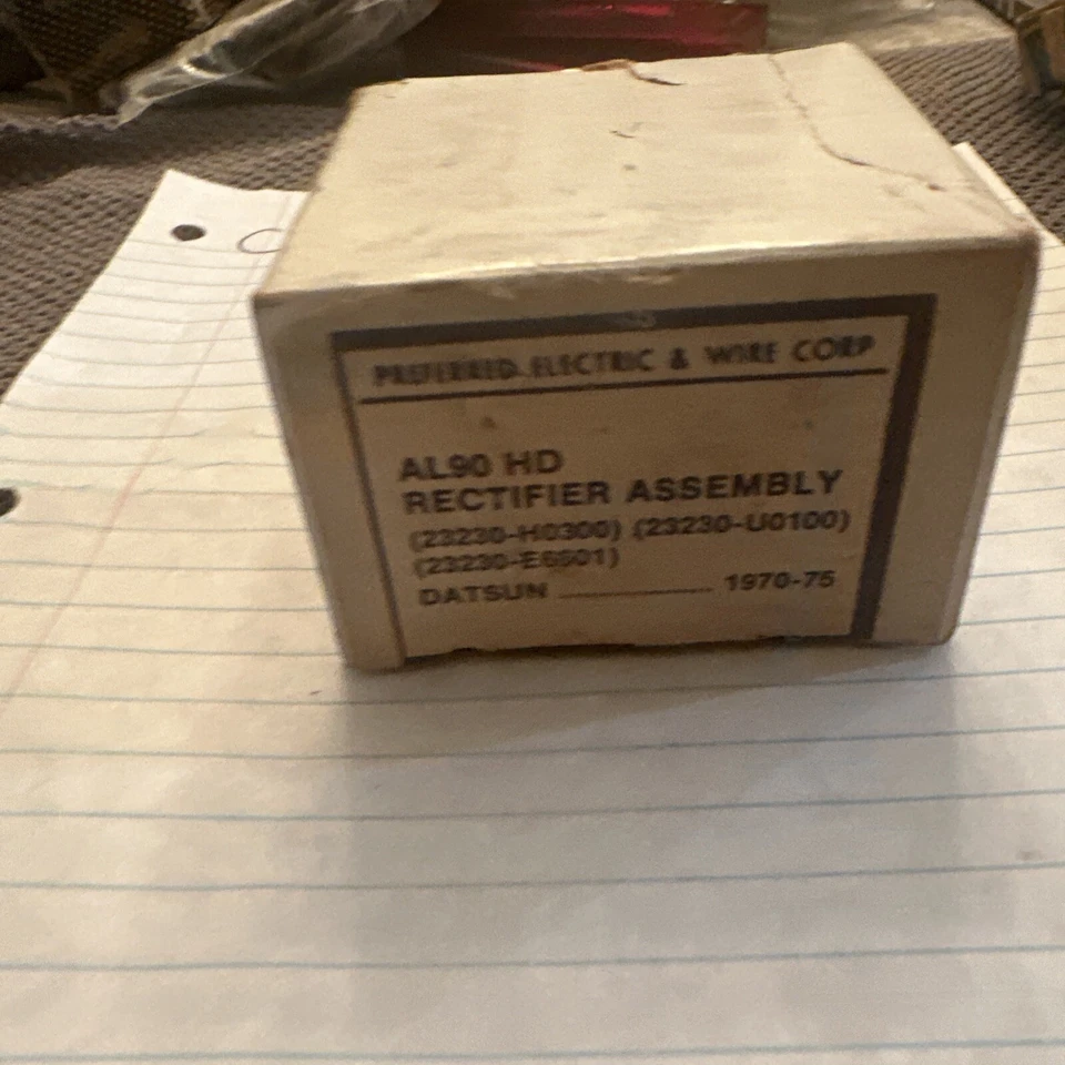 DATSUN 240Z 260Z 280Z 12V ВЫПРЯМИТЕЛЬ 23230-H0300 НЕИСПОЛЬЗОВАННЫЙ В КОРОБКЕ - Изображение 1 из 2