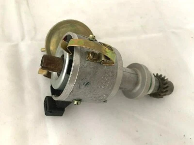 VW Audi Zündverteiler Golf 1 I 1,6 2 Cabrio Bosch 0237020150 026905205AD NEU NOS - Image 1 of 4