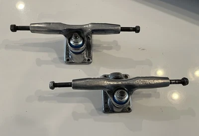 Vintage 80s Silver 8-7/8" Gullwing Super-Pro III HPG IV Skateboard Trucks Gator - Image 1 of 4