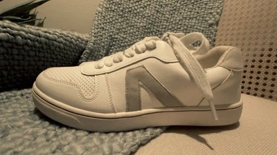 Zapatillas MIA blancas - Nuevas sin etiquetas, talla 9 para mujer  Foto 1 de 4