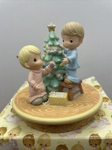 Momenti Preziosi Coppia con Albero di Natale Topper Candela con Scatola - Foto 1 di 9