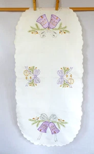 Weihnachts - Tischläufer - 40x90cm oval - pflegeleicht - weiß/lila - Bild 1 von 1