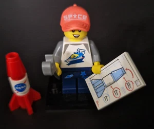 LEGO Minifigure Series 20 Space Fan 71027 Complete - Picture 1 of 5