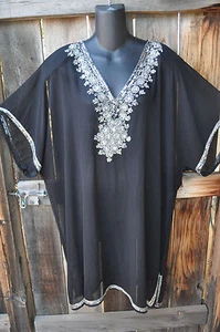 ART TO WEAR FLOWING PONCHO STYLE HAND BEADED TUNIC IN BLACK AND SILVER, OS+! - Picture 1 of 4