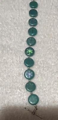 Turquoise AB Snowflake Czech Glass Beaded bracelet 8.5inch NEW Handmade - Image 1 of 3